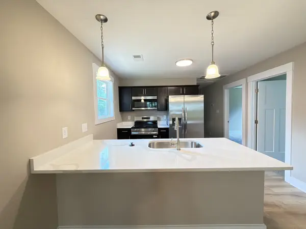 137 Illinois Ave, Oak Grove, KY 42262