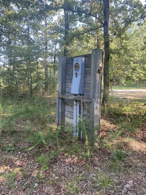 139 Lost Arrowhead Rd, Summertown, TN 38483