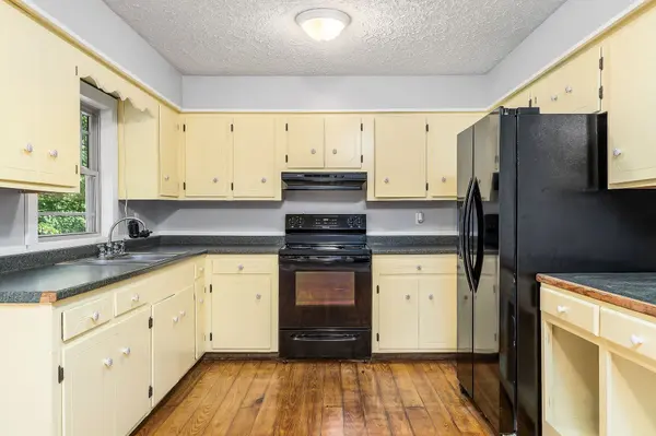 571 Larry Davis St, Spencer, TN 38585