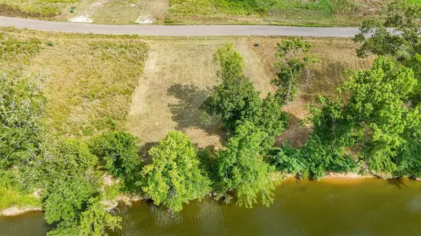 124 LAUNCH RAMP CV, Savannah, TN 38372