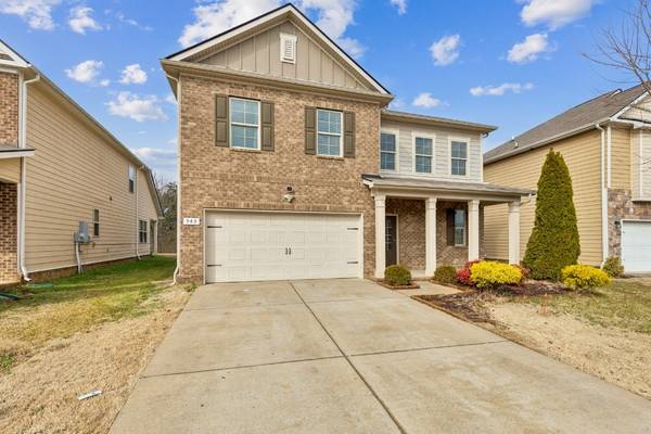 945 Manson Crossing Dr, Murfreesboro, TN 37128