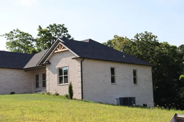 1534 Buck Ridge Ct, Cunningham, TN 37052