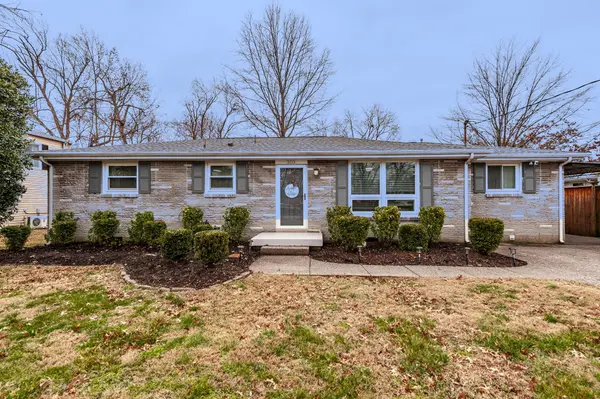 303 Garrett Dr, Nashville, TN 37211
