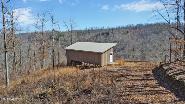 1291 Buck Lane, Crawford, TN 38554