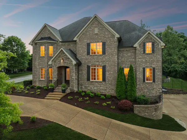 9559 Hampton Reserve Dr, Brentwood, TN 37027