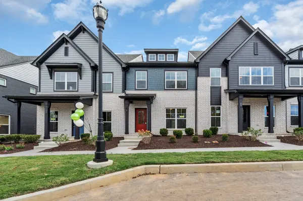 350 Twig PVT Court, Hendersonville, TN 37075