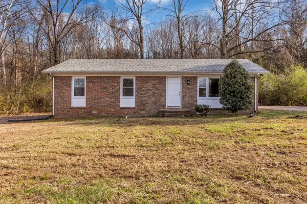 105 Sherry Ln, Dickson, TN 37055