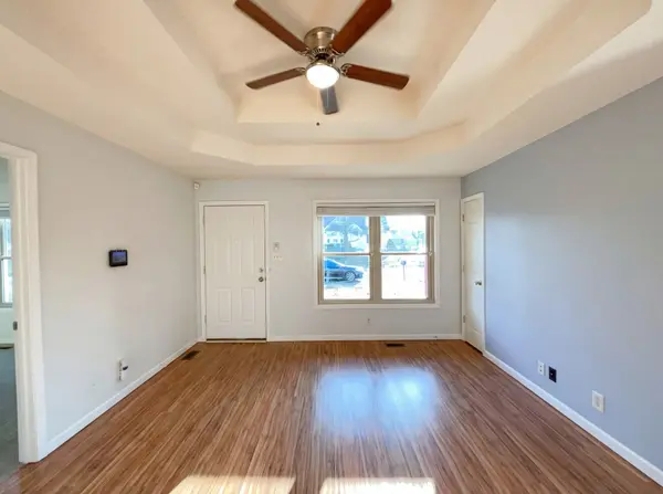 566 Bridgette Dr, Clarksville, TN 37042
