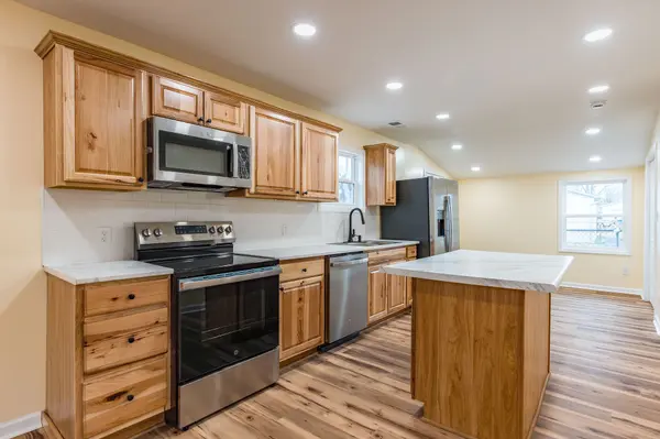 807 Maple Ct, Hopkinsville, KY 42240