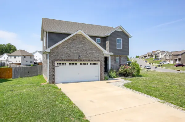 116 Sophie Ann Ct, Clarksville, TN 37042