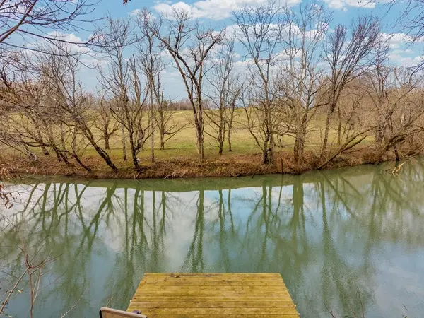 579 Blue Springs Rd, Sparta, TN 38583