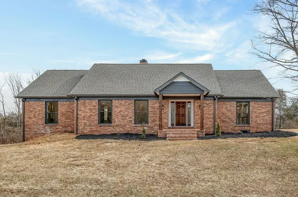 698 Mike Muncey Rd, Mcminnville, TN 37110