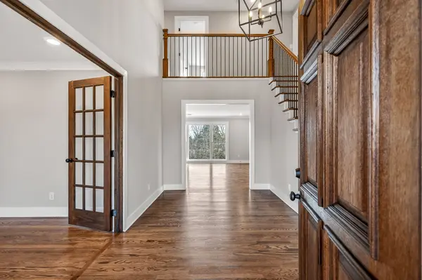 698 Mike Muncey Rd, Mcminnville, TN 37110