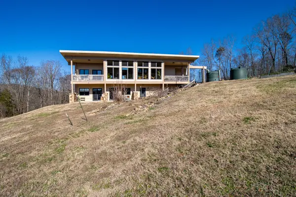 2016 Valley View Rd, Joelton, TN 37080