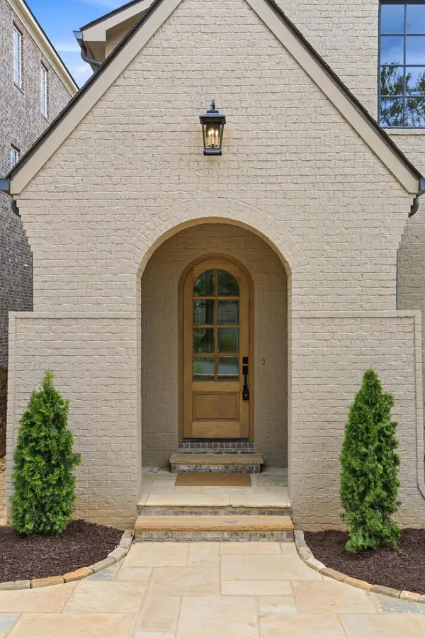 1037 Garnett Avenue, Chattanooga, TN 37405