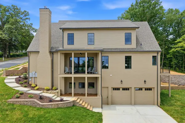 1037 Garnett Avenue, Chattanooga, TN 37405