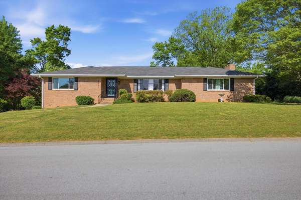 1511 Bunker Hill Drive, Chattanooga, TN 37421