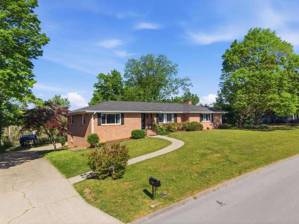 1511 Bunker Hill Drive, Chattanooga, TN 37421