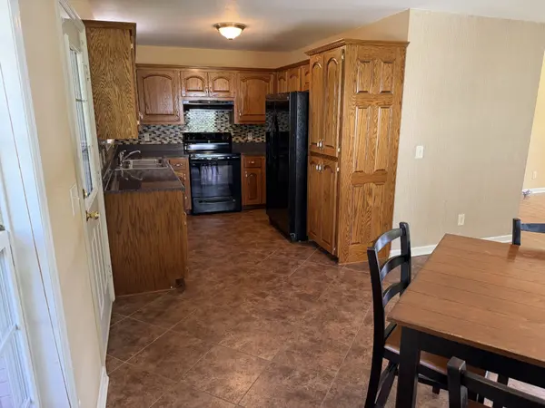 70 Dunn Leoma Rd, Leoma, TN 38468