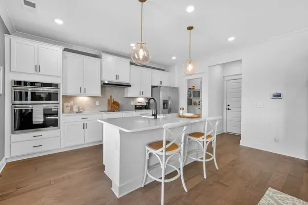2022 Bennett Creek Dr, Columbia, TN 38401