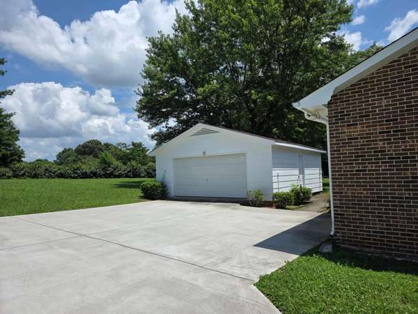 1587 By Pass Rd, Winchester, TN 37398