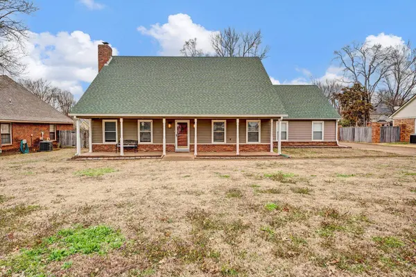582 BRINSLEY DR, Collierville, TN 38017