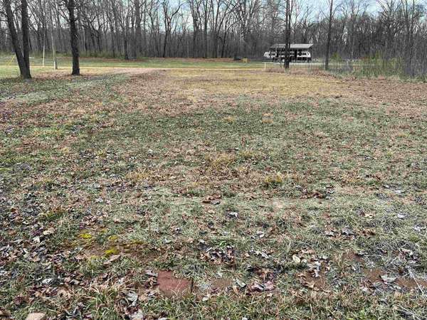 825 TOWBOAT LN, Adamsville, TN 38310