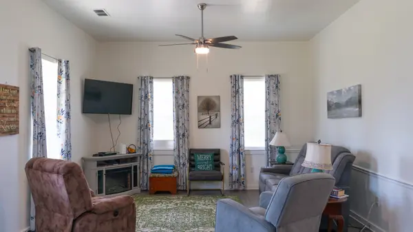 506 Church St, White Bluff, TN 37187