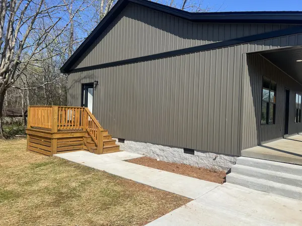401 Hawkins St, Cowan, TN 37318