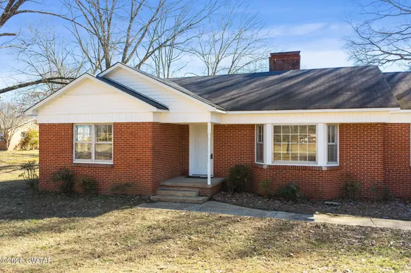 18810 Main St #W, Huntingdon, TN 38344