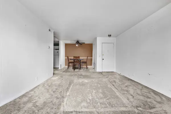555 N DuPont Ave #B37, Madison, TN 37115