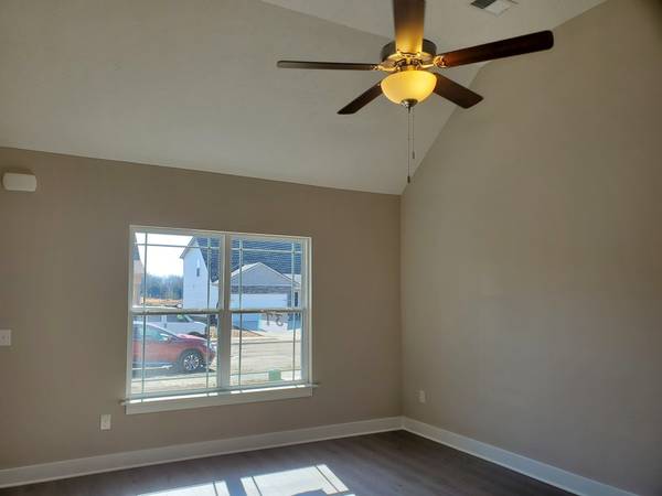2911 Upstream Road, Christiana, TN 37037