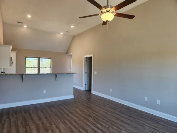 2911 Upstream Road, Christiana, TN 37037