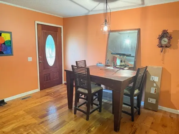 2575 Spur Rd, Decherd, TN 37324