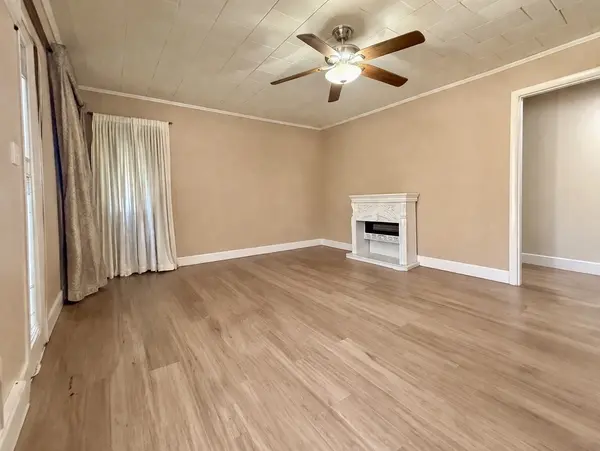 2705 Johnson Branch Rd, Leoma, TN 38468
