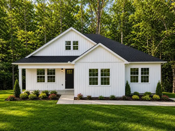 1855 Adams rd, Charlotte, TN 37036