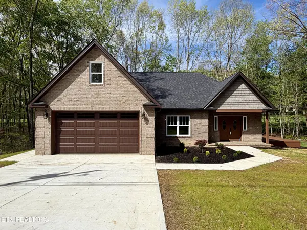 414 Beachwood Drive, Crossville, TN 38558