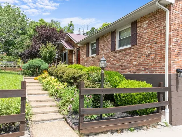 220 Nunley Dr, Nashville, TN 37211