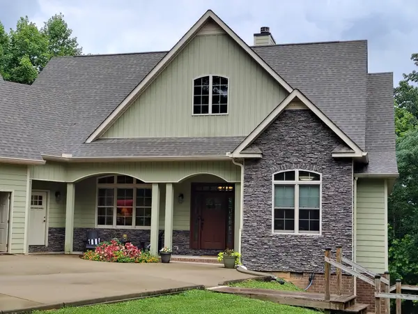 460 Cross Creek Dr, South Pittsburg, TN 37380