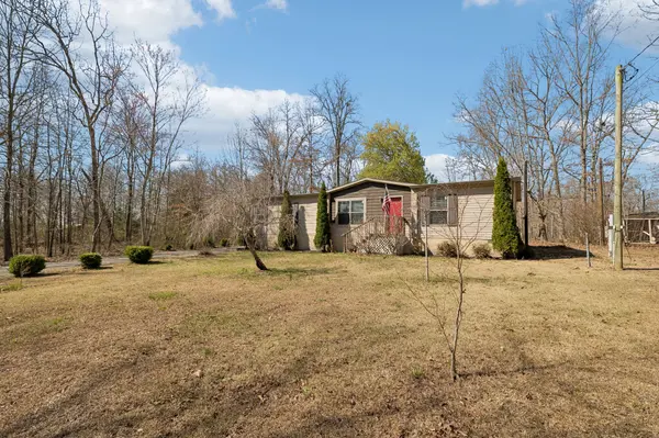 89 Poplar Dr, Beechgrove, TN 37018