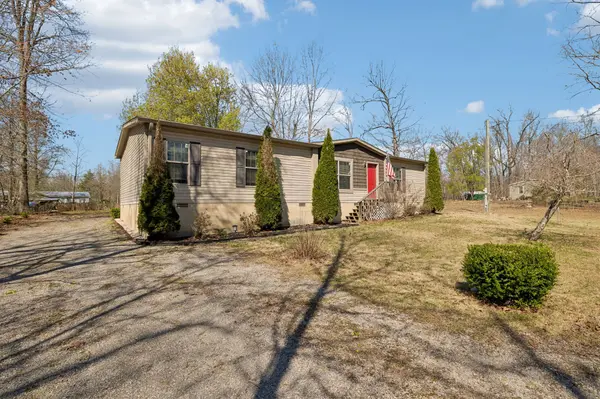 89 Poplar Dr, Beechgrove, TN 37018