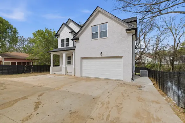 2722B Mossdale Dr, Nashville, TN 37217
