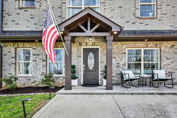 200 Texas Ave, Oak Grove, KY 42262