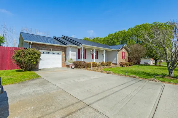 614 Fairview Cir, Winchester, TN 37398