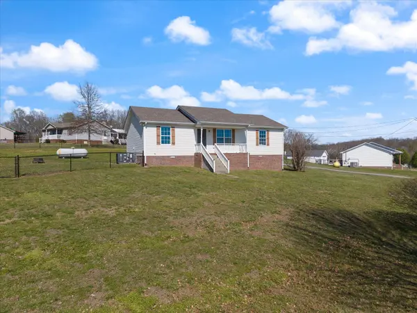3695 Armstrong Rd, Springfield, TN 37172