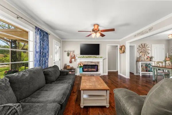 303 Moss Dr, Mcminnville, TN 37110