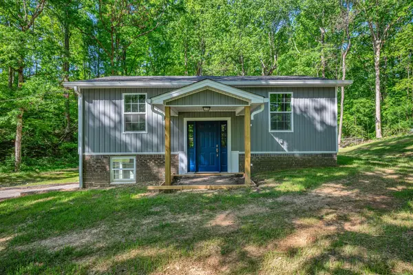 120 Bern St, Waverly, TN 37185