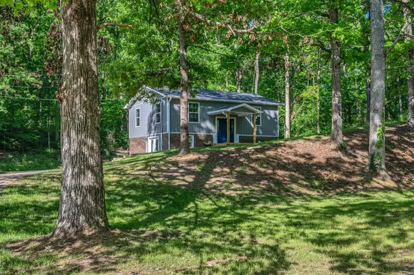 120 Bern St, Waverly, TN 37185