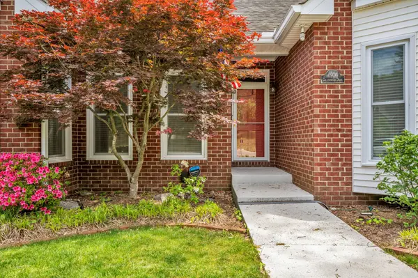 6904 Collinswood Dr #E, Nashville, TN 37221