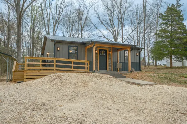 55 Sumerfield Dr, Springville, TN 38256